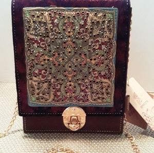 Effects embroidered, lace shoulder bag